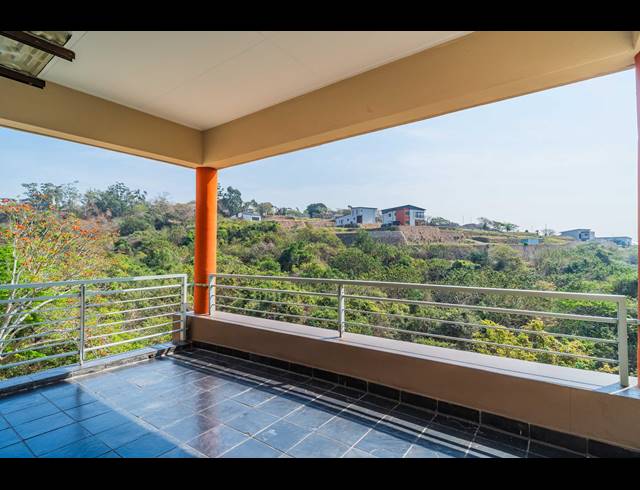 3 BEDROOM APARTMENT FOR SALE IN WESTVILLE